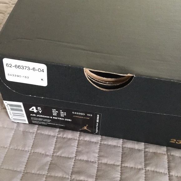 Air Jordan 6 Retro - Picture 8 of 8